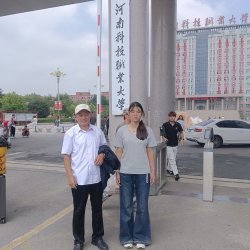 ����Ů�����¸����ϿƼ�ְҵ��ѧ��������