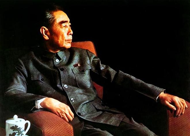 敬爱的周恩来总理永垂不朽(图1)