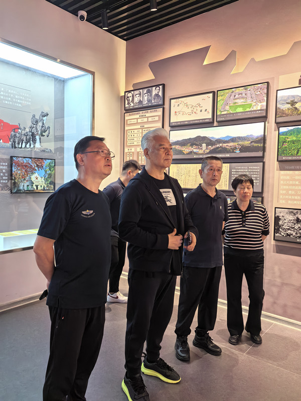 探寻红色根脉 赓续文脉薪火——徐岩、颜世魁一行赴永安开展文化调研活动(图3)