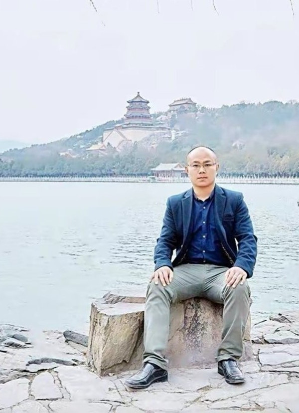 书画双壁，雅韵中原：汪君子书画作品欣赏/李广义(图1)